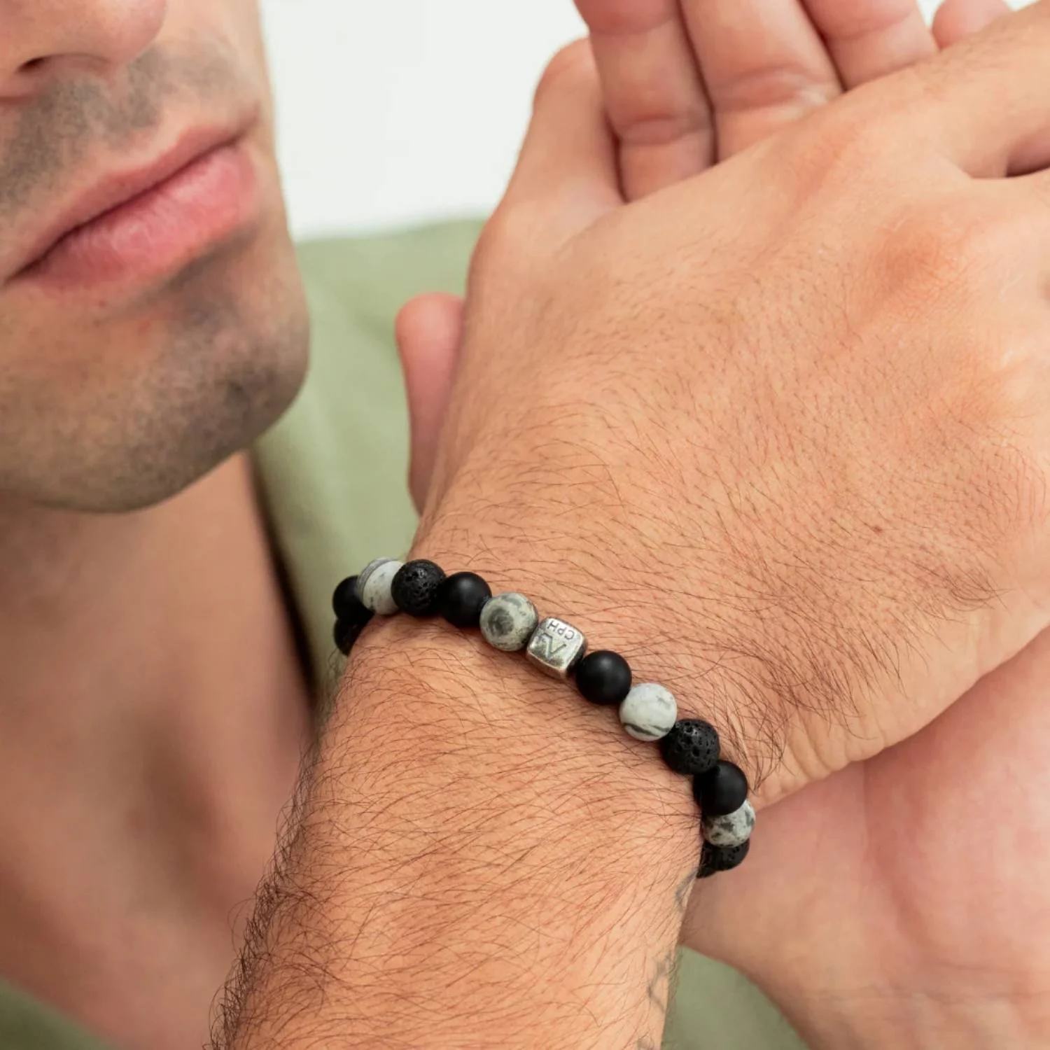 Alexander Lynggaard - Nuuk armbånd, 8 mm - Oxideret sølv - Image 2