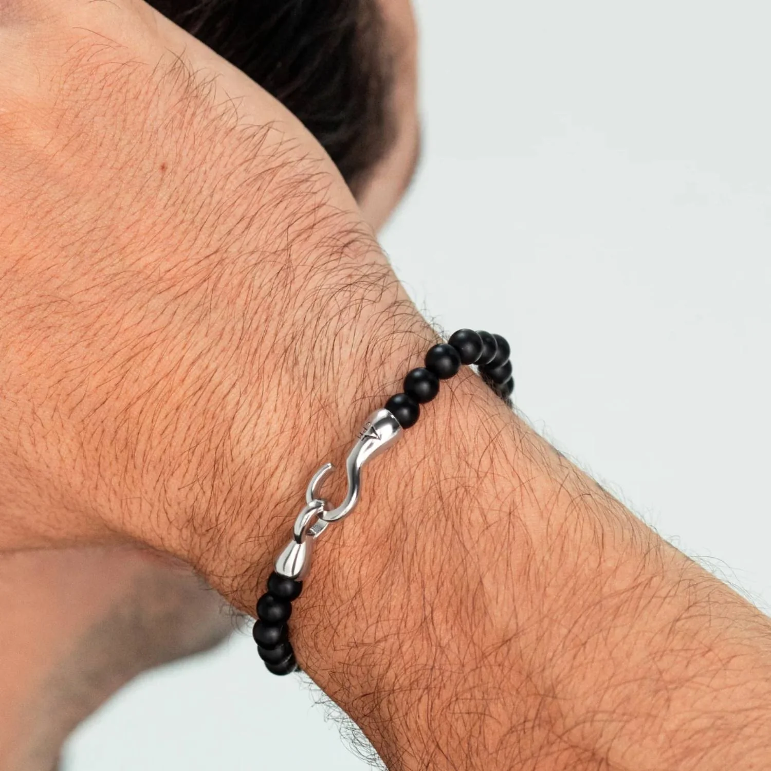 Alexander Lynggaard - Onyx Matte Hook Clasp armbånd 6 mm - Sølv - Image 2