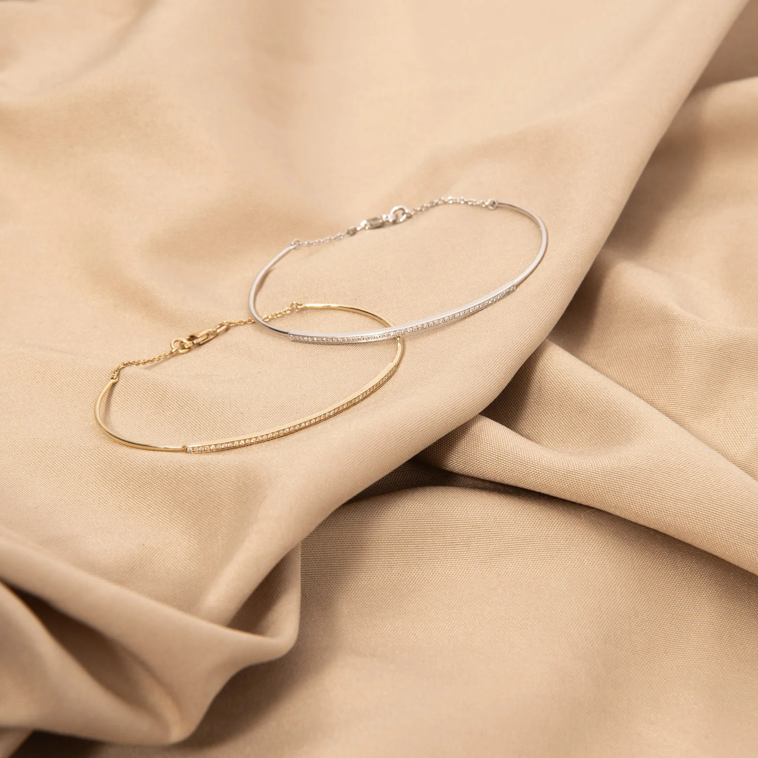 Aveny LUXURY - Armbøjle m. 45 brillianter, 0,12 ct. w/si - 14 kt. hvidguld - Image 3