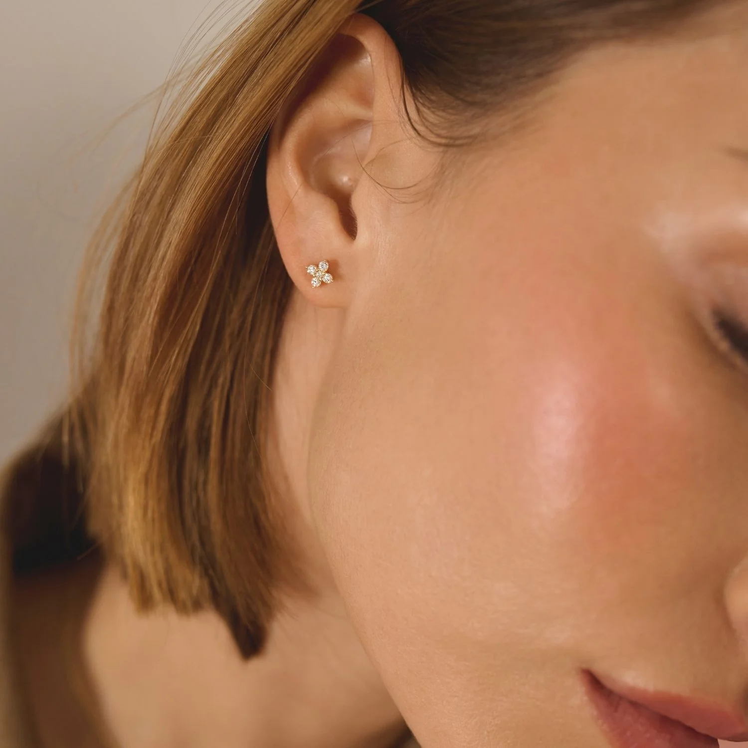 Aveny LUXURY - Floré ørestikker, 0,30 ct. w/si - 14 kt. guld - Image 6