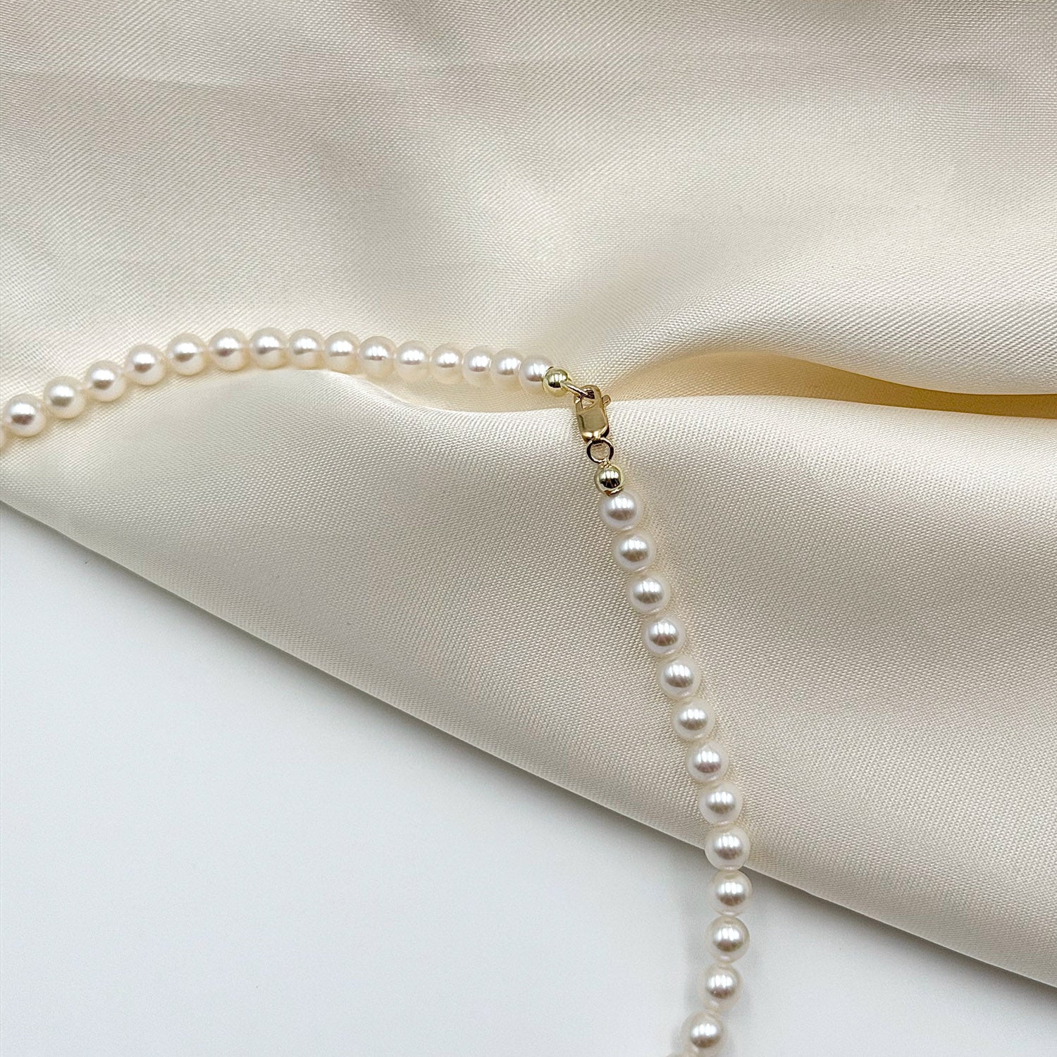 Aveny LUXURY - Halskæde m. ferskvandsperler, 41 cm/5,5-6 mm - 14 kt. guld - Image 4
