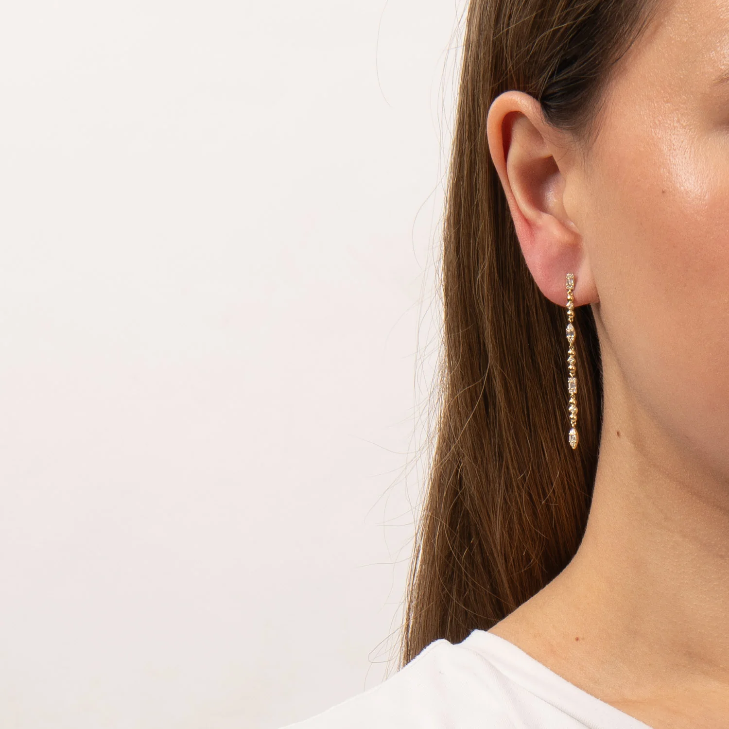 Aveny LUXURY - Ørehængere m. cabosion, 0,45 ct. w/si - 14 kt. guld - Image 2