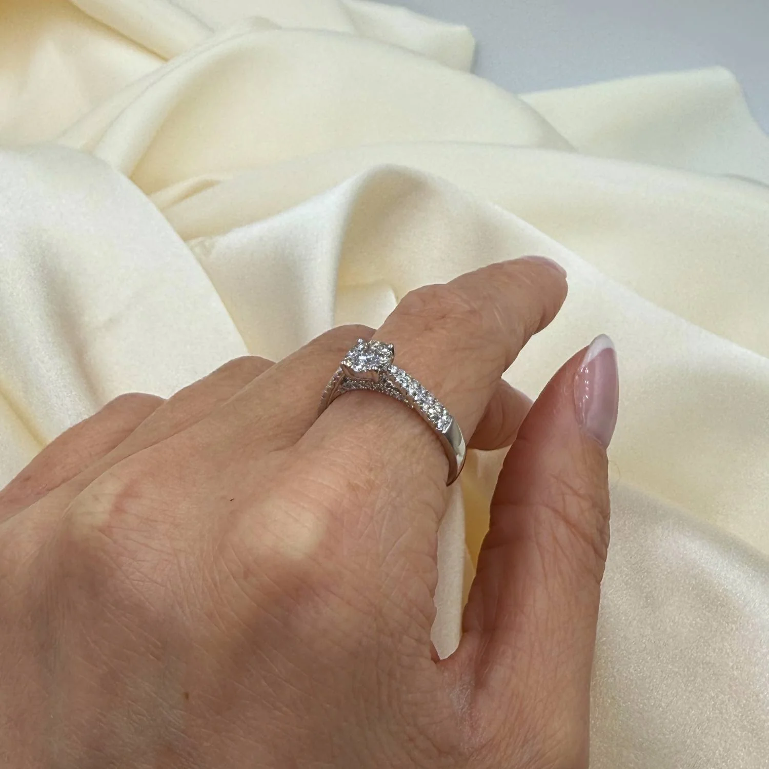 Aveny LUXURY - Ring m. 0,53 ct. w/si - 14 kt. hvidguld - Image 2