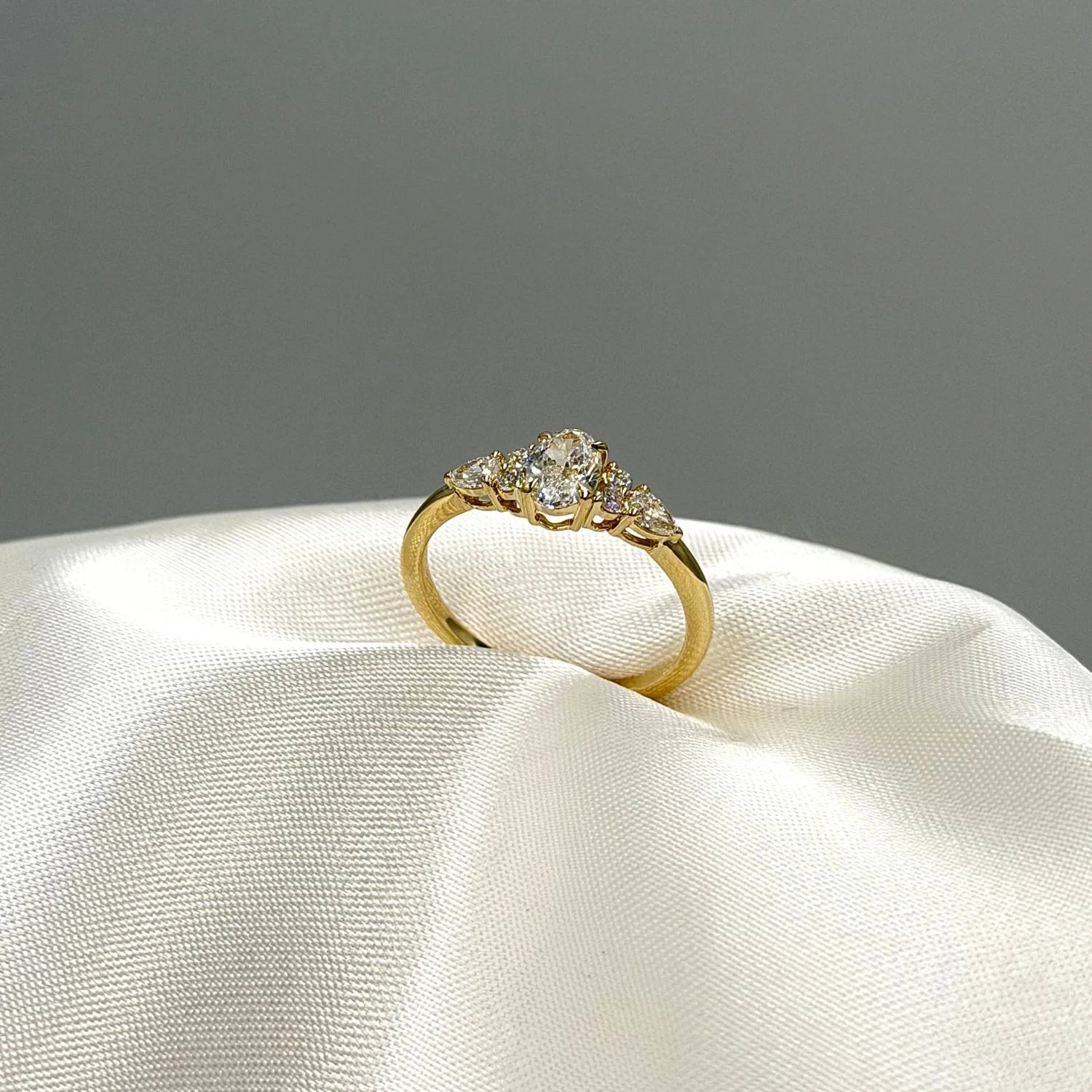 Aveny LUXURY - Ring m. 7 brillanter, 0,76 ct. w/si - 14 kt. guld - Image 3