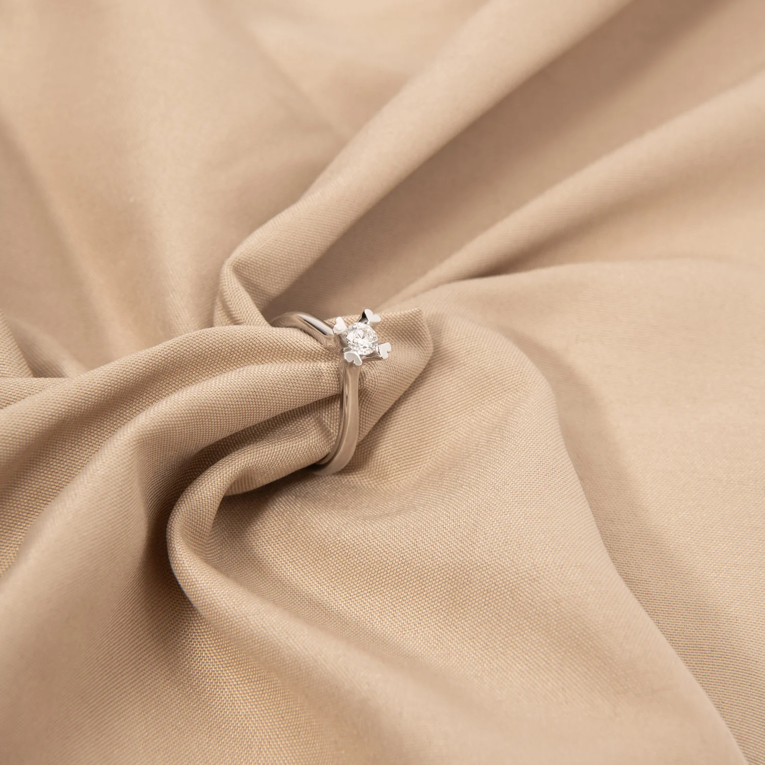 Aveny LUXURY - Ring m. hjertegrabber, 0,30 ct. w/si - 14 kt. hvidguld - Image 3