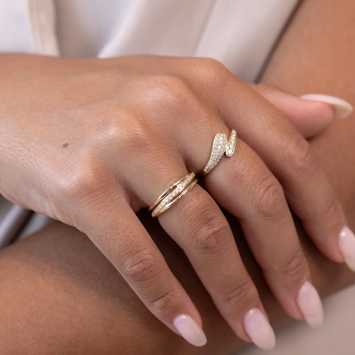 Aveny LUXURY - Ring m. skråt bånd, 0,12 ct. w/si - 14 kt. guld - Image 3