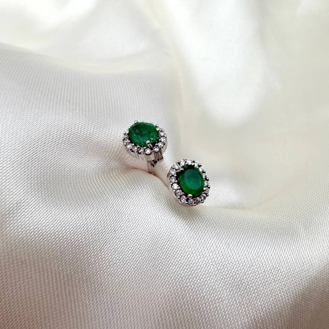 Aveny LUXURY - Smaragd ørestikker, 32x0,005 ct. w/si - 14 kt hvidguld - Image 3