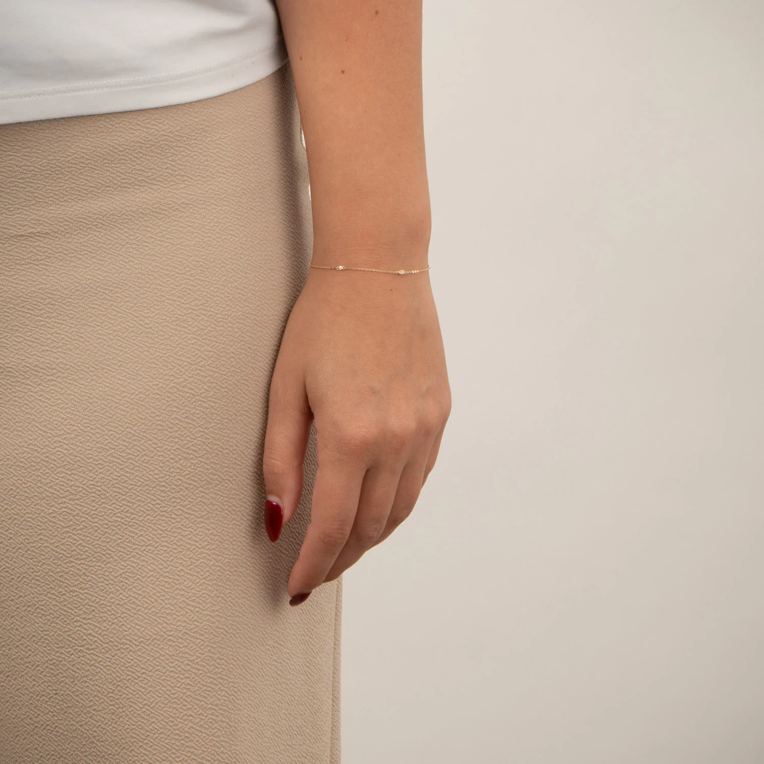 Aveny NINE K - Armbånd m. små zirkonia, 16+2 cm - 9 kt. guld - Image 2