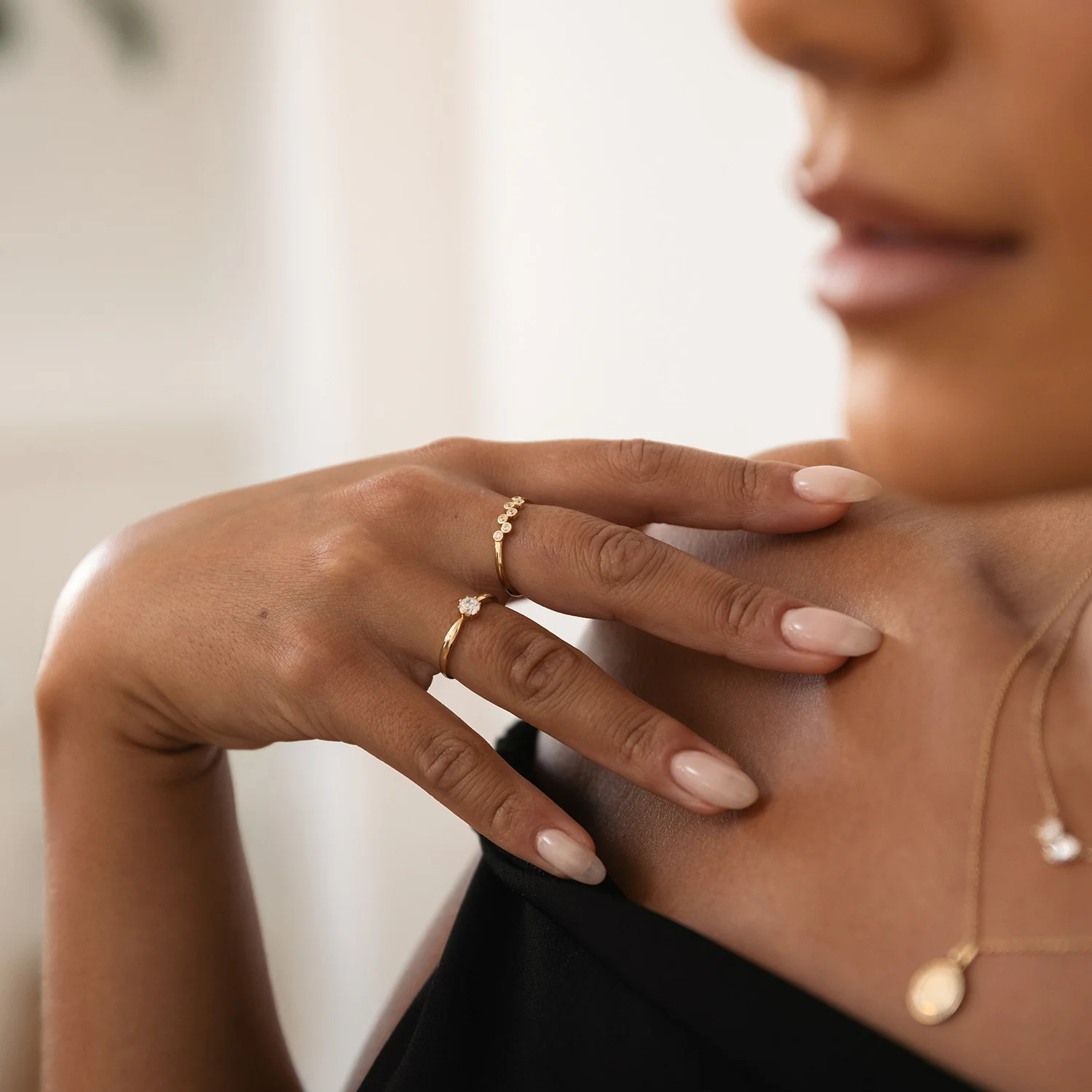 Aveny NINE K - Ring, 7 x zirkonia - 9 kt. guld - Image 4