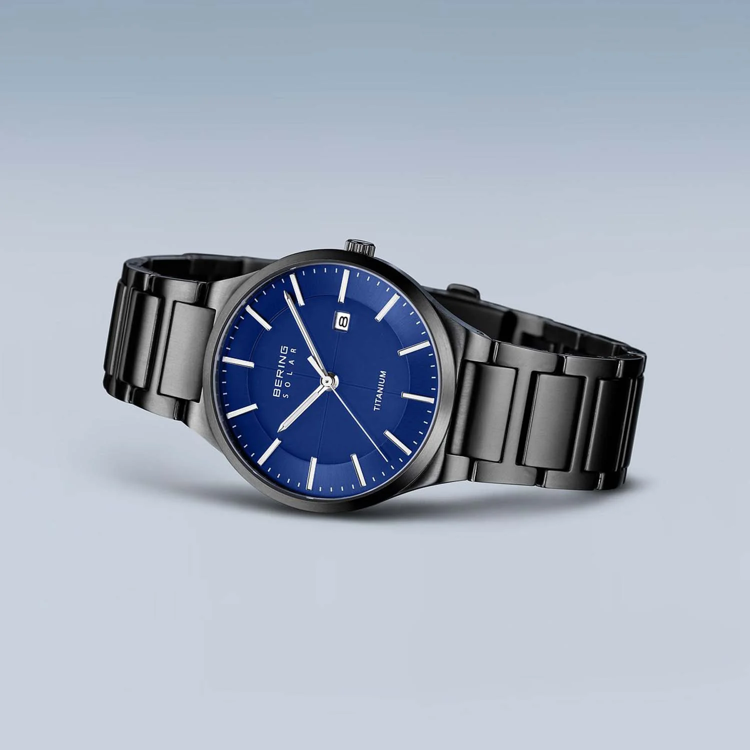 BERING - Titanium solar ur m. blå skive, 39 mm - 15239-727 - Image 4