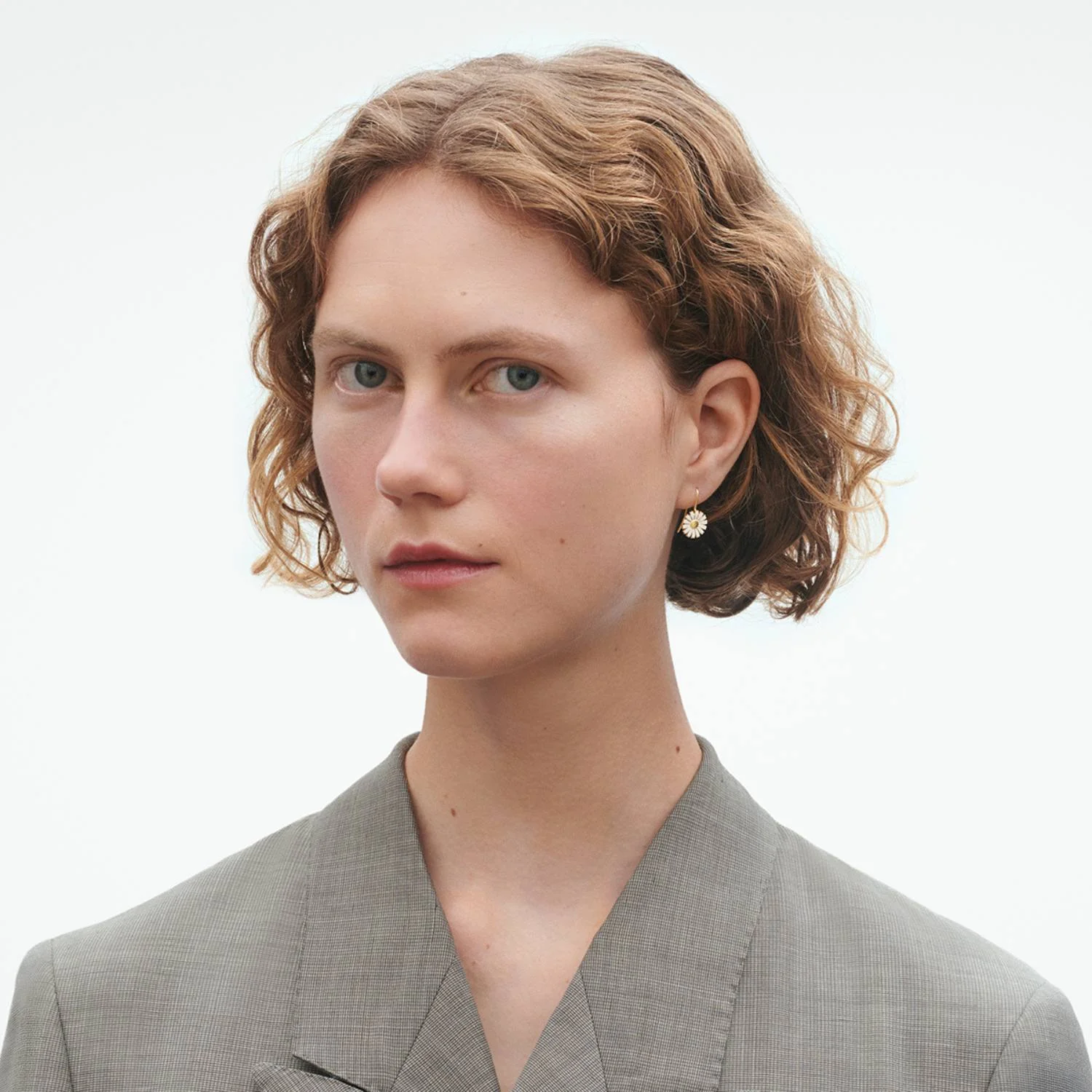 Georg Jensen - Daisy ørebøjler, 2025/11 mm - Forgyldt sølv - Image 3