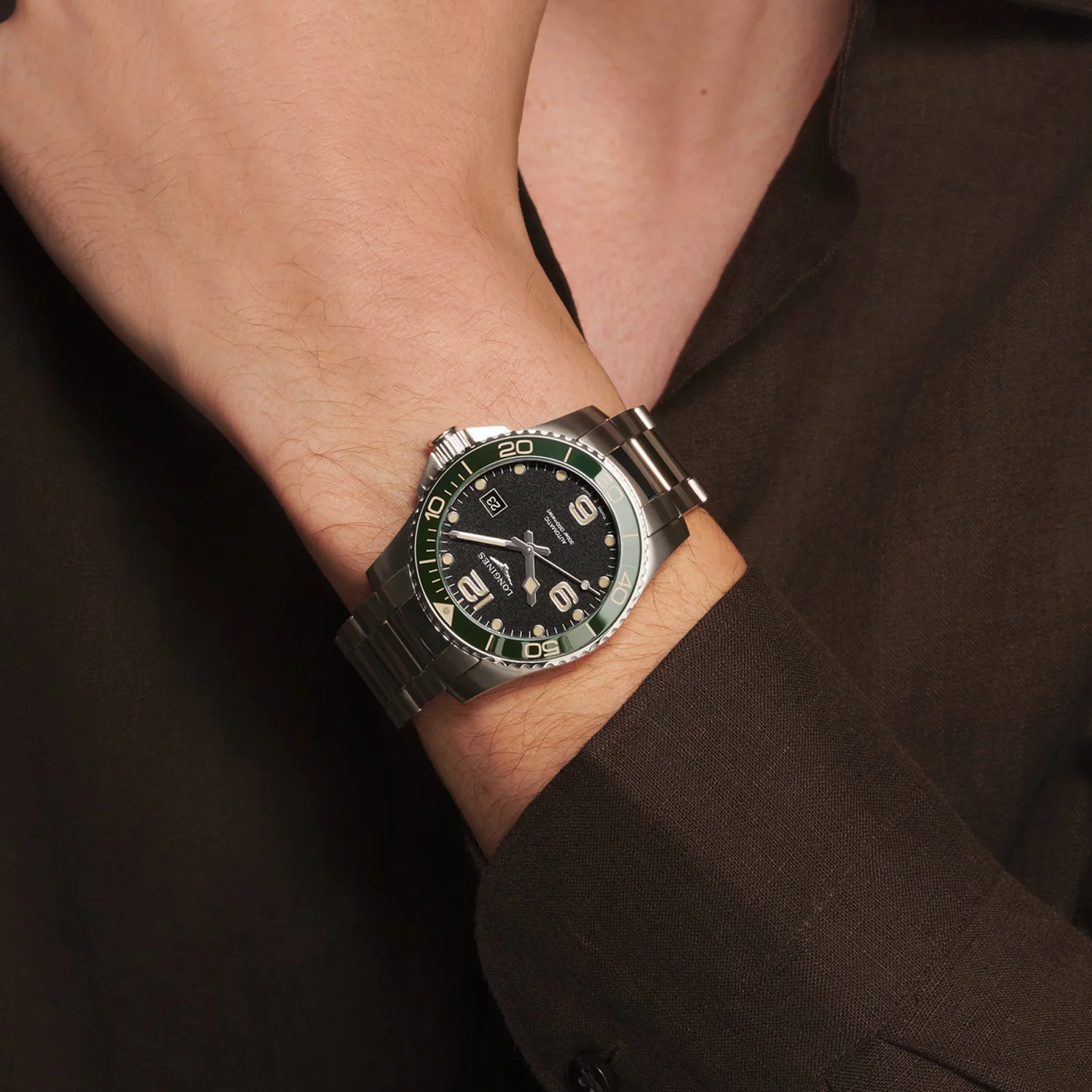 LONGINES - HydroConquest m. sort urskive, 41 mm - L37814056 - Image 2