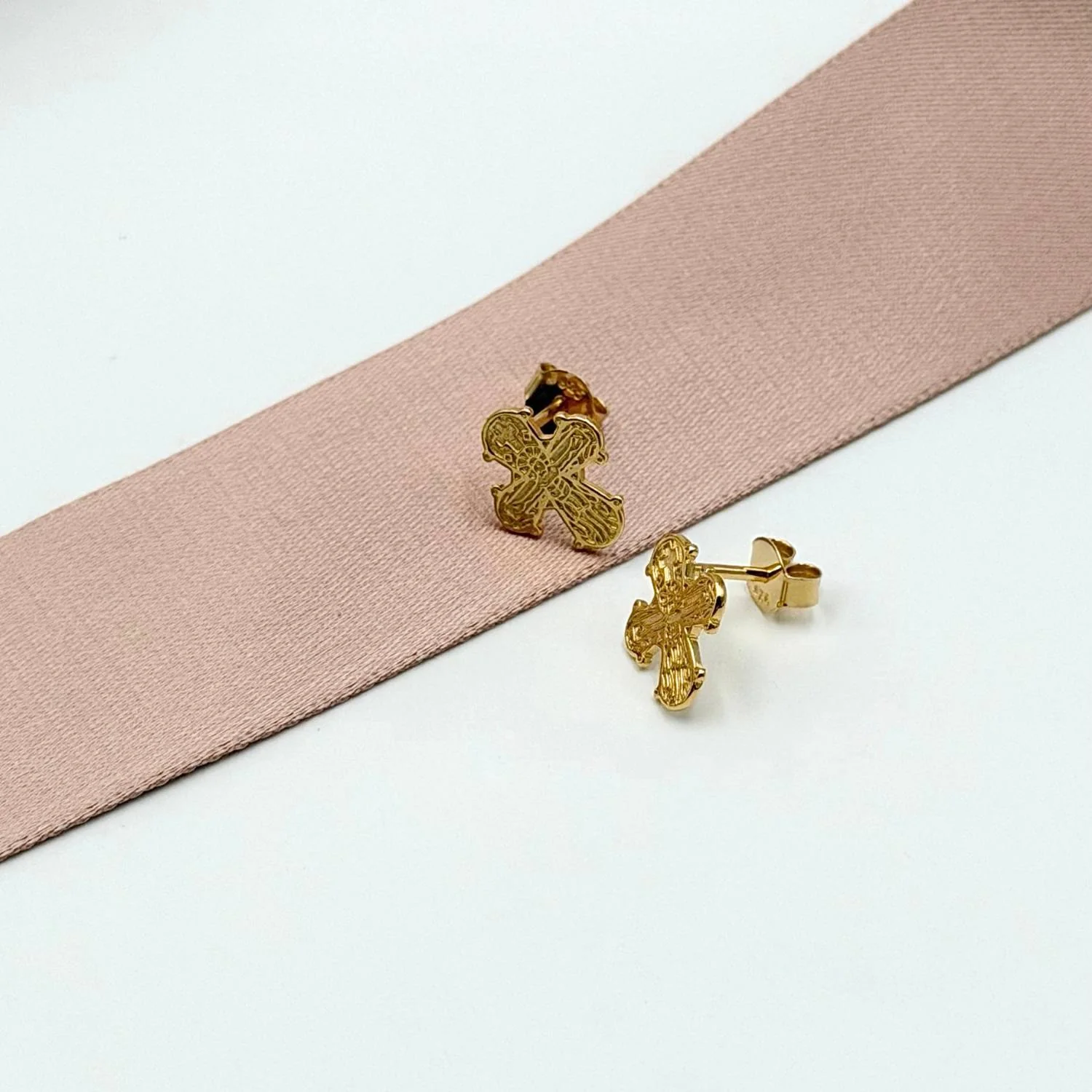 Luvalu Jewellery - Dagmarkors ørestikker - Forgyldt sølv - Image 3