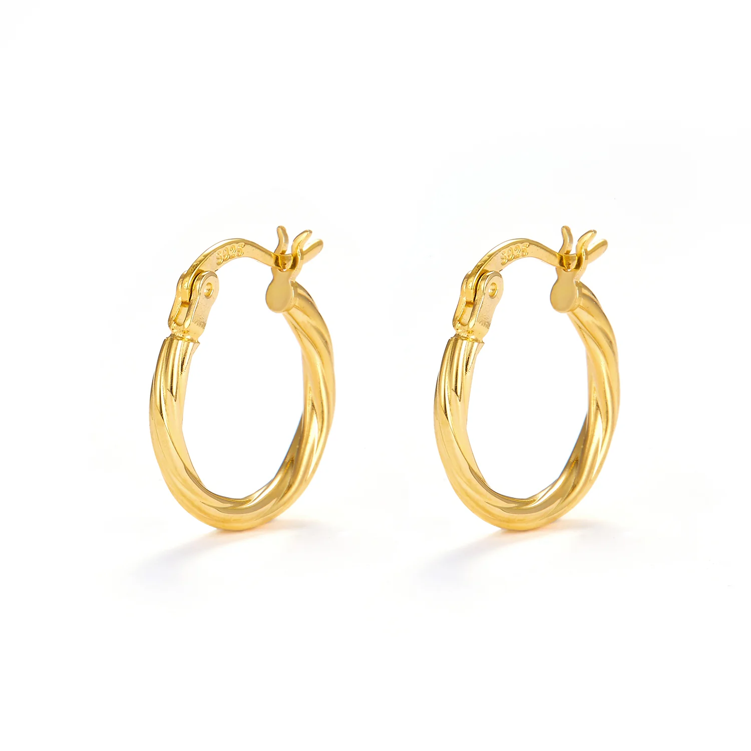 LuvaLu Jewellery - Halo Hoops Small øreringe, 15 mm - Forgyldt sølv