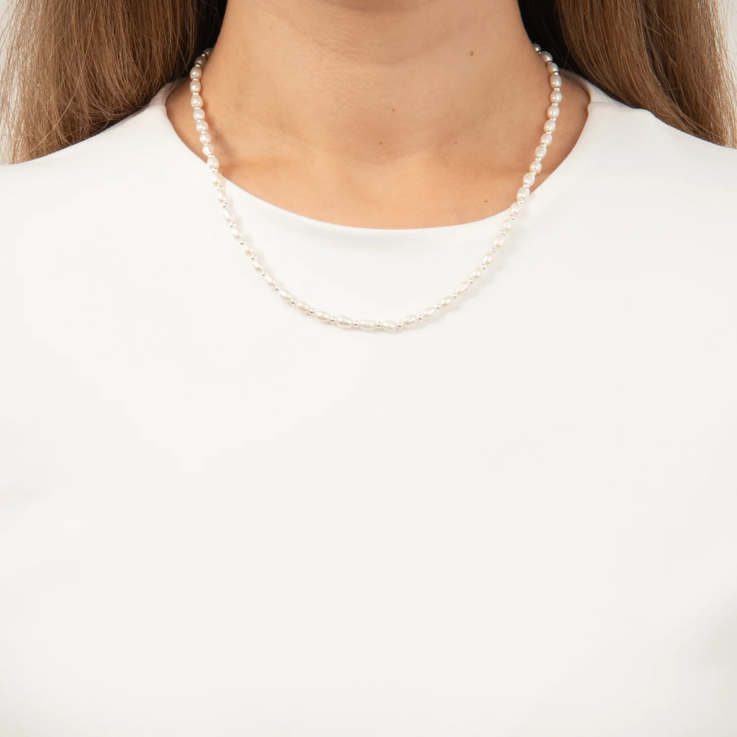 LuvaLu Jewellery - Pearly Daisy halskæde, 42+3 cm - Sølv - Image 2