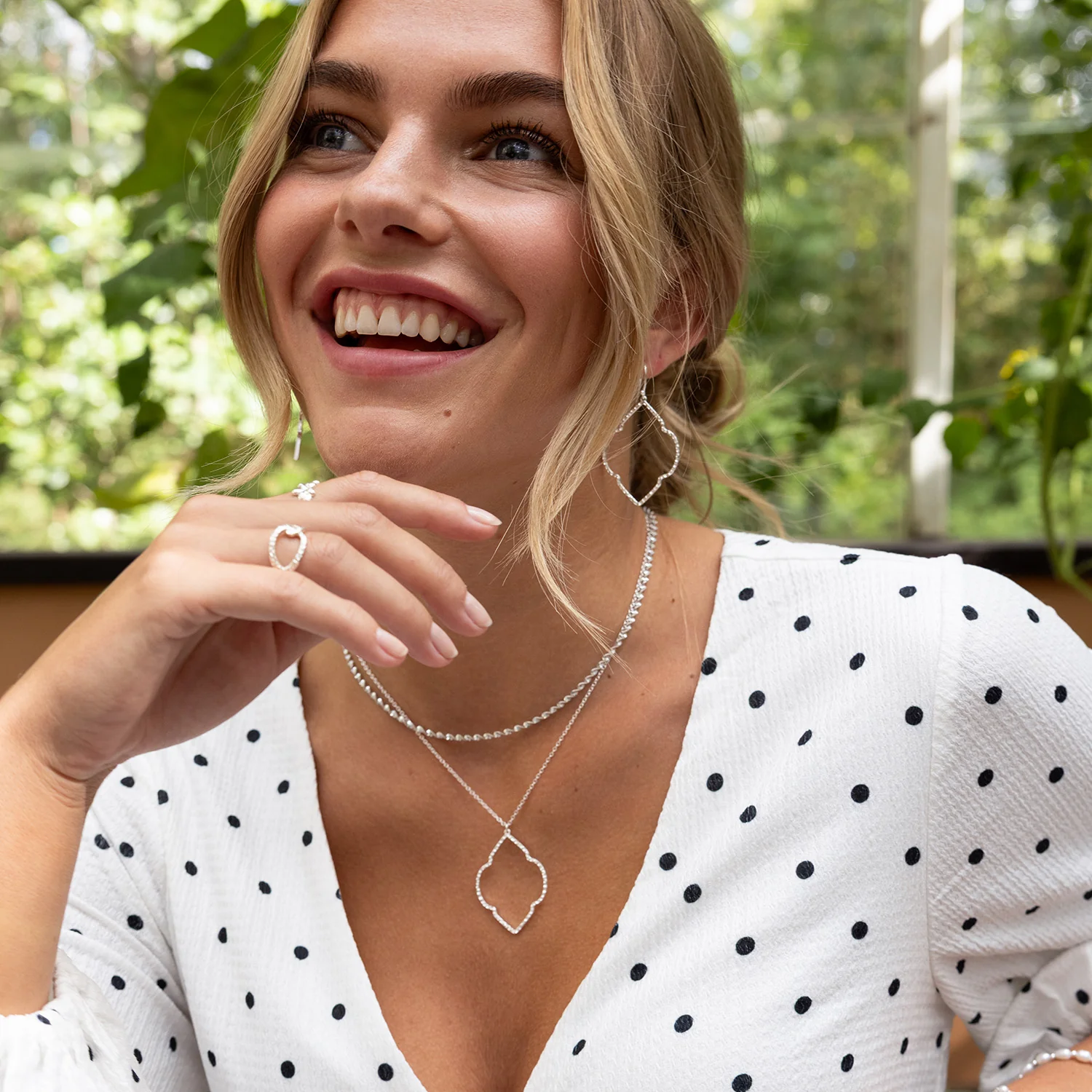 LuvaLu Jewellery - Peony øreringe - Forgyldt sølv - Image 4