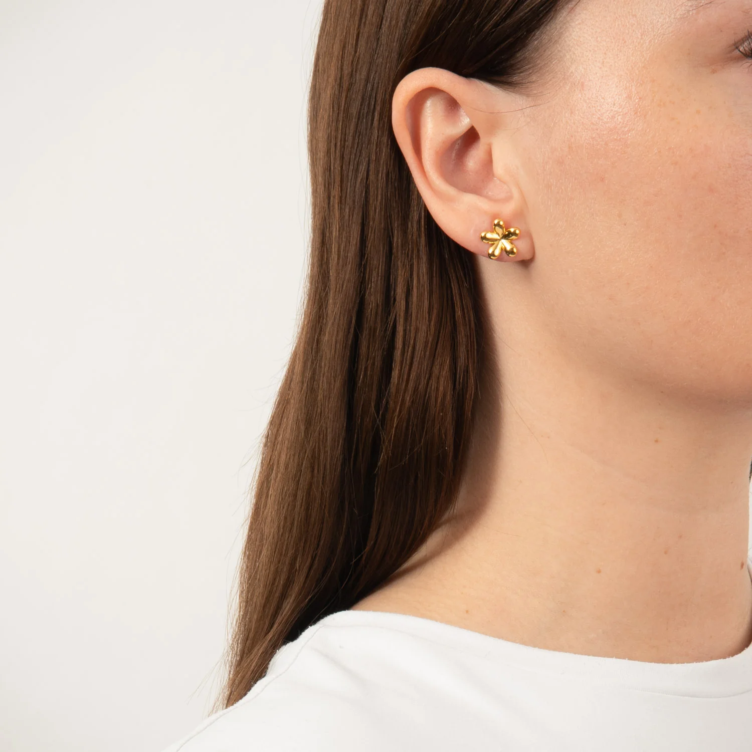 LuvaLu Jewellery - Petunia ørestikker, Big - Forgyldt sølv - Image 2