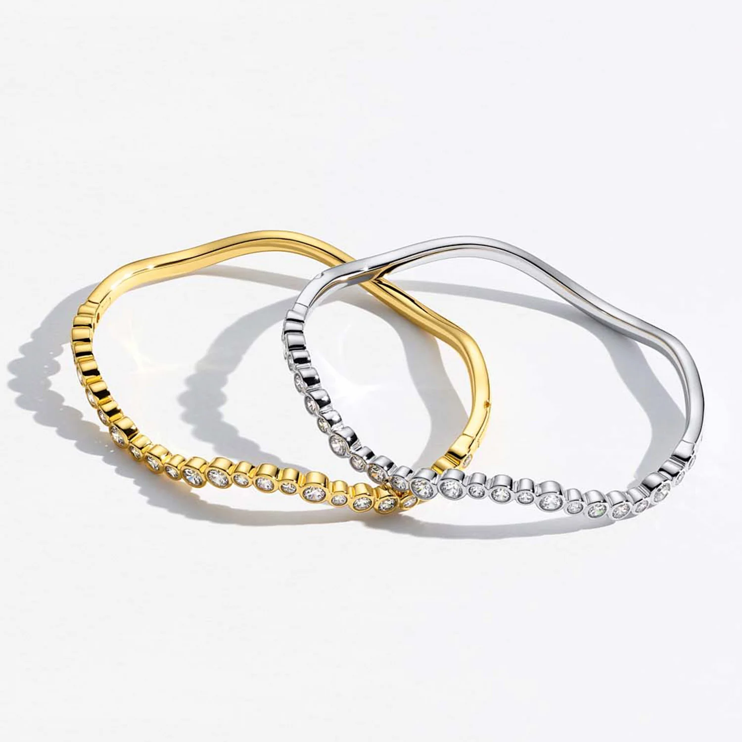 Sif Jakobs - Sardinien Wave armring, zirkonia/45x59 mm - Sølv - Image 7