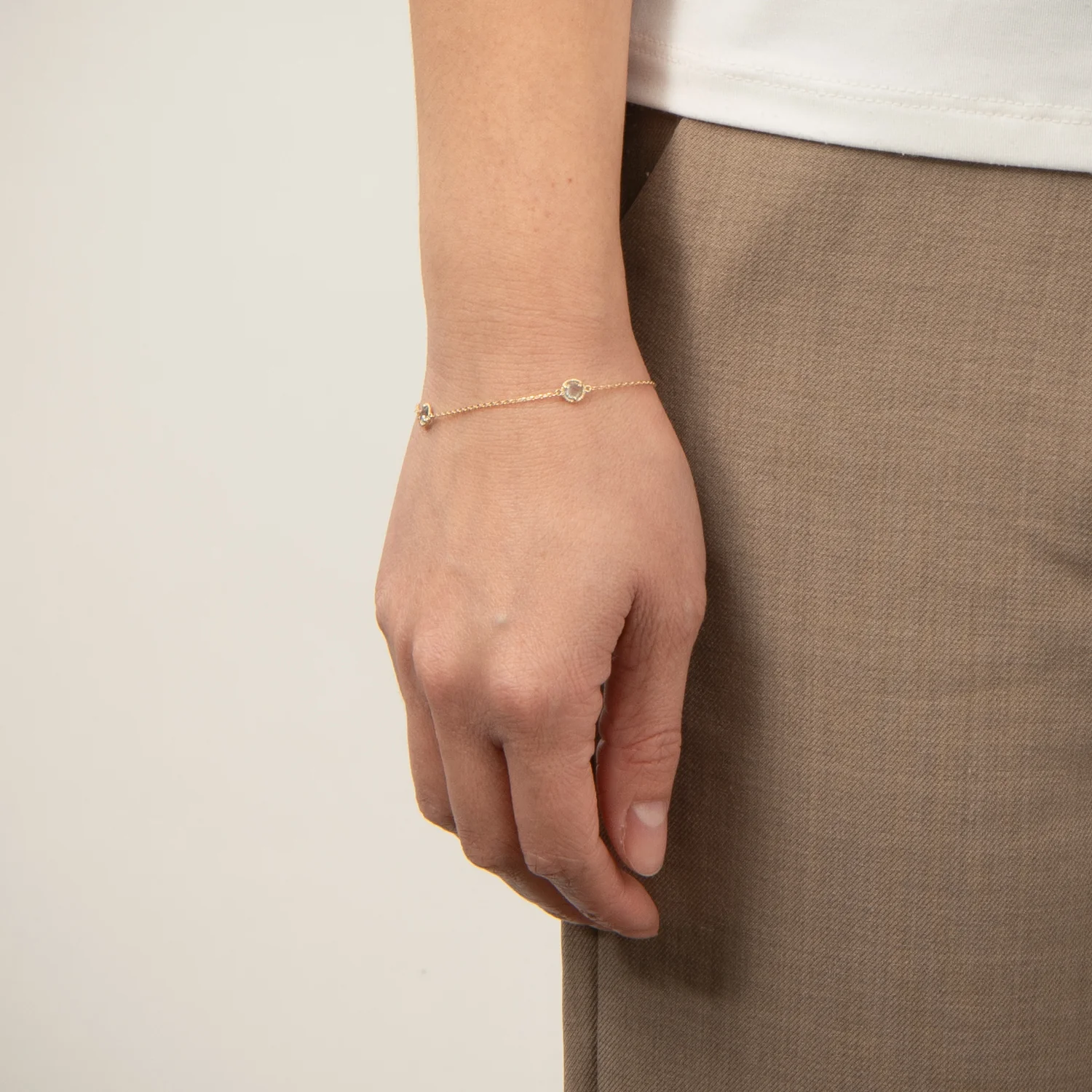 Vibholm GULD - Armbånd m. blå topas, 17-19 cm - 8 kt. guld - Image 2