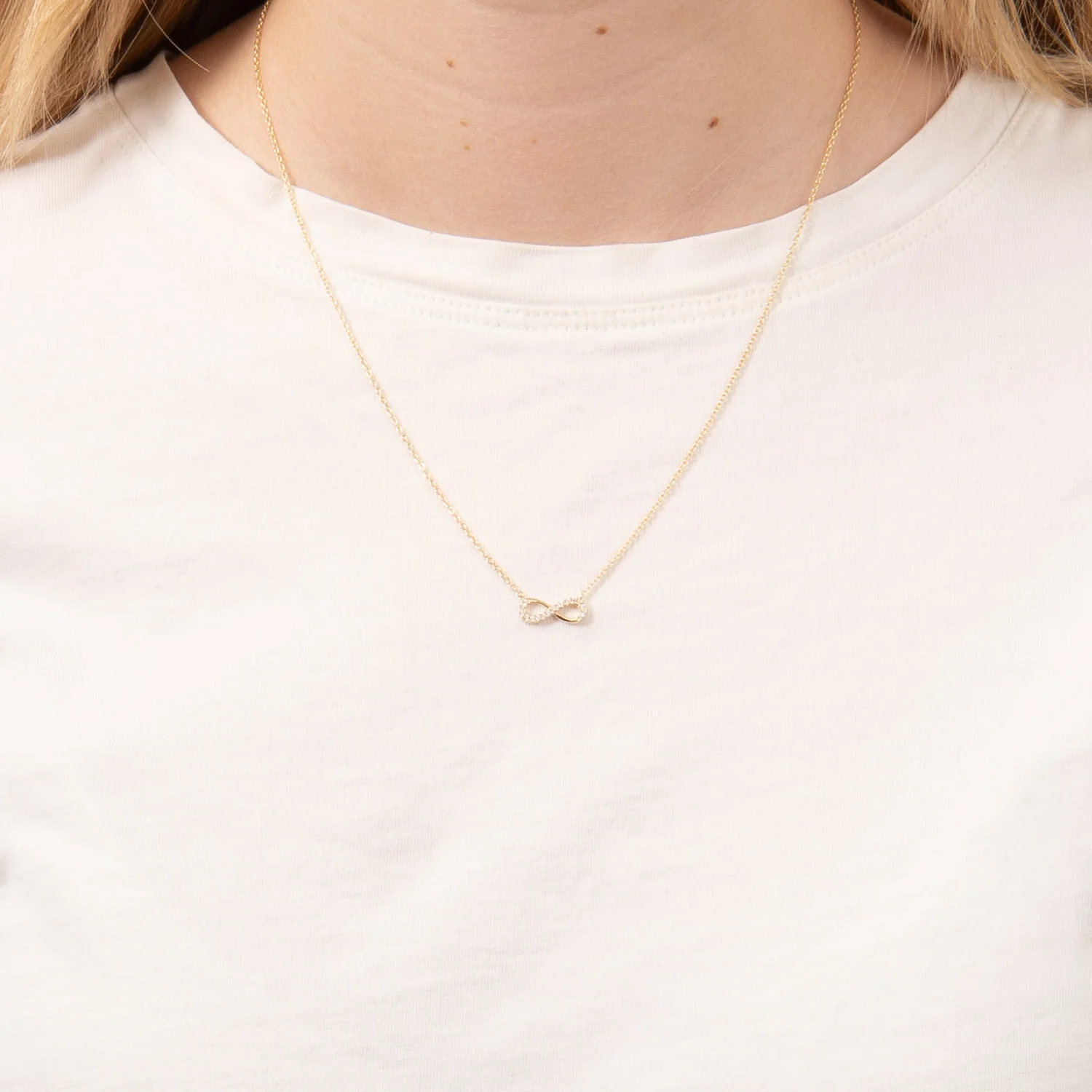 Vibholm GULD - Halskæde m. elegant evighedstegn, zirkonia/45 cm - 8 kt. guld - Image 2