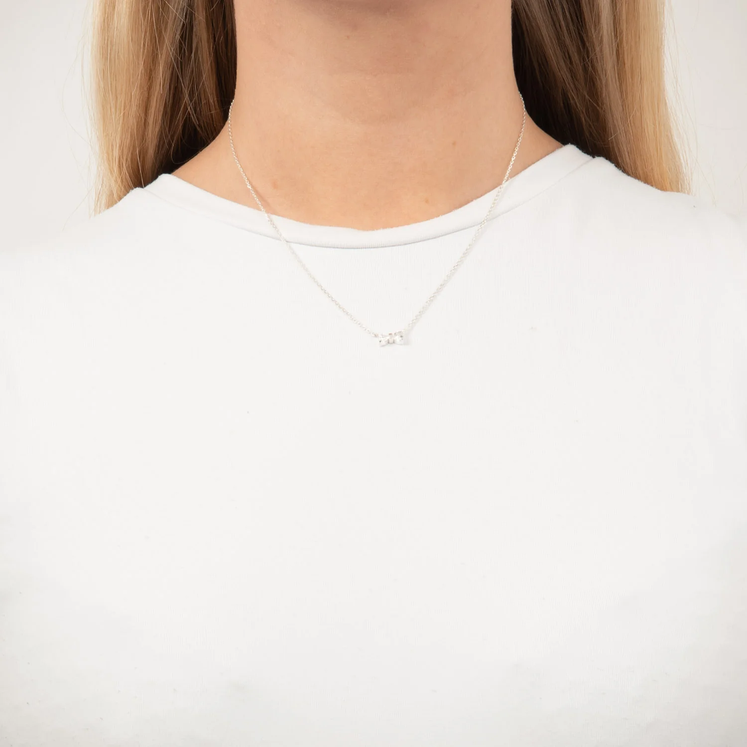 Vibholm SØLV - Halskæde med hjertesløjfe, 42+3cm - Sølv - Image 2