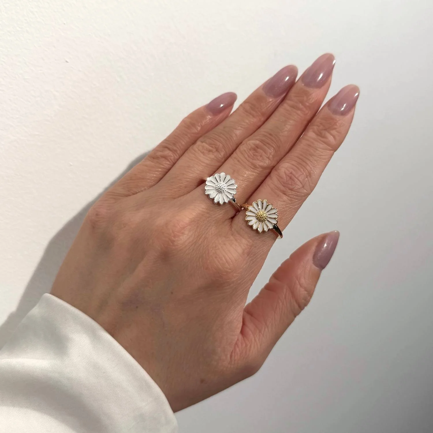 Vibholm SØLV - Marguerit ring, 12 mm - Forgyldt sølv - Image 5