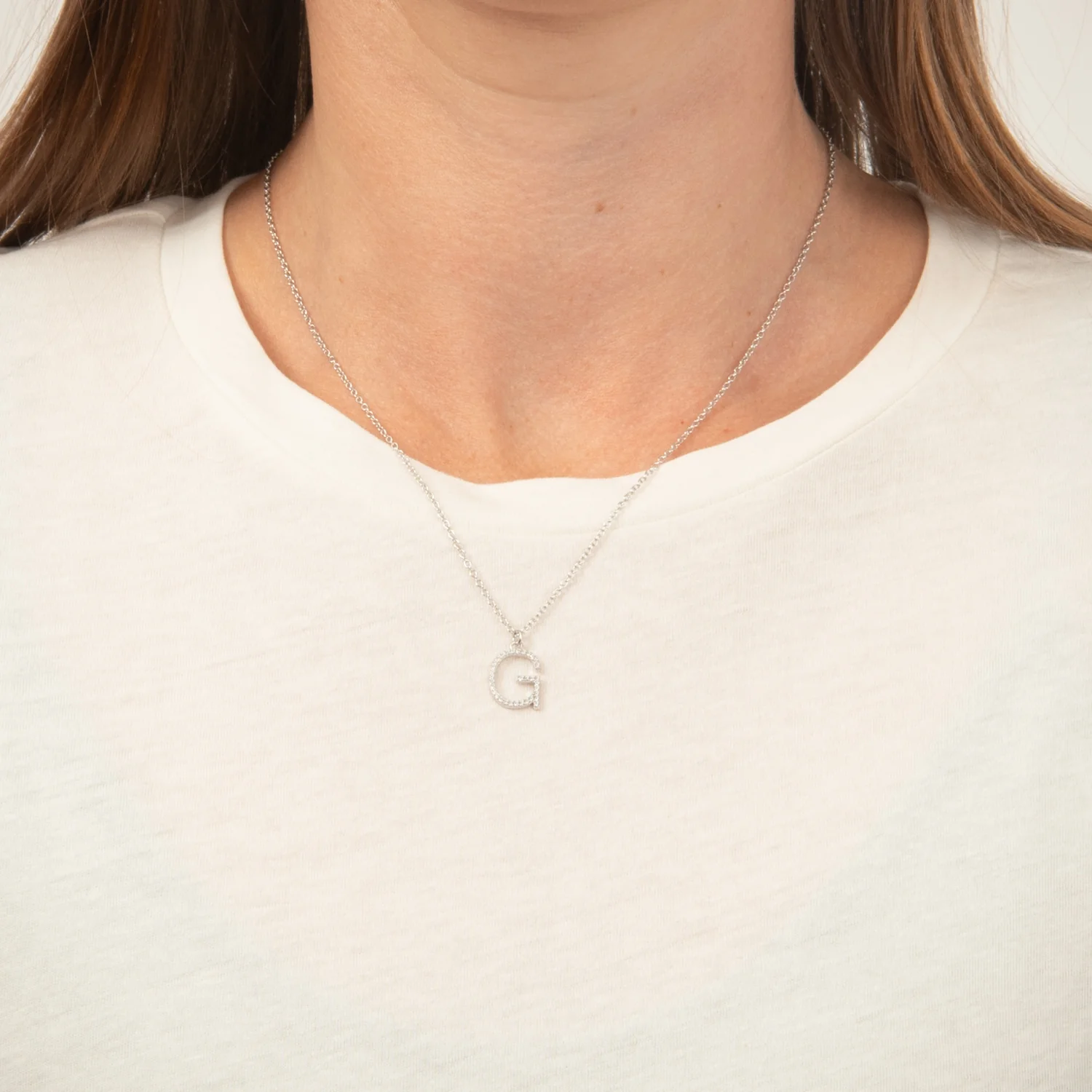 View Jewellery - Bogstavshalskæde, G - Rhodineret sølv - Image 2
