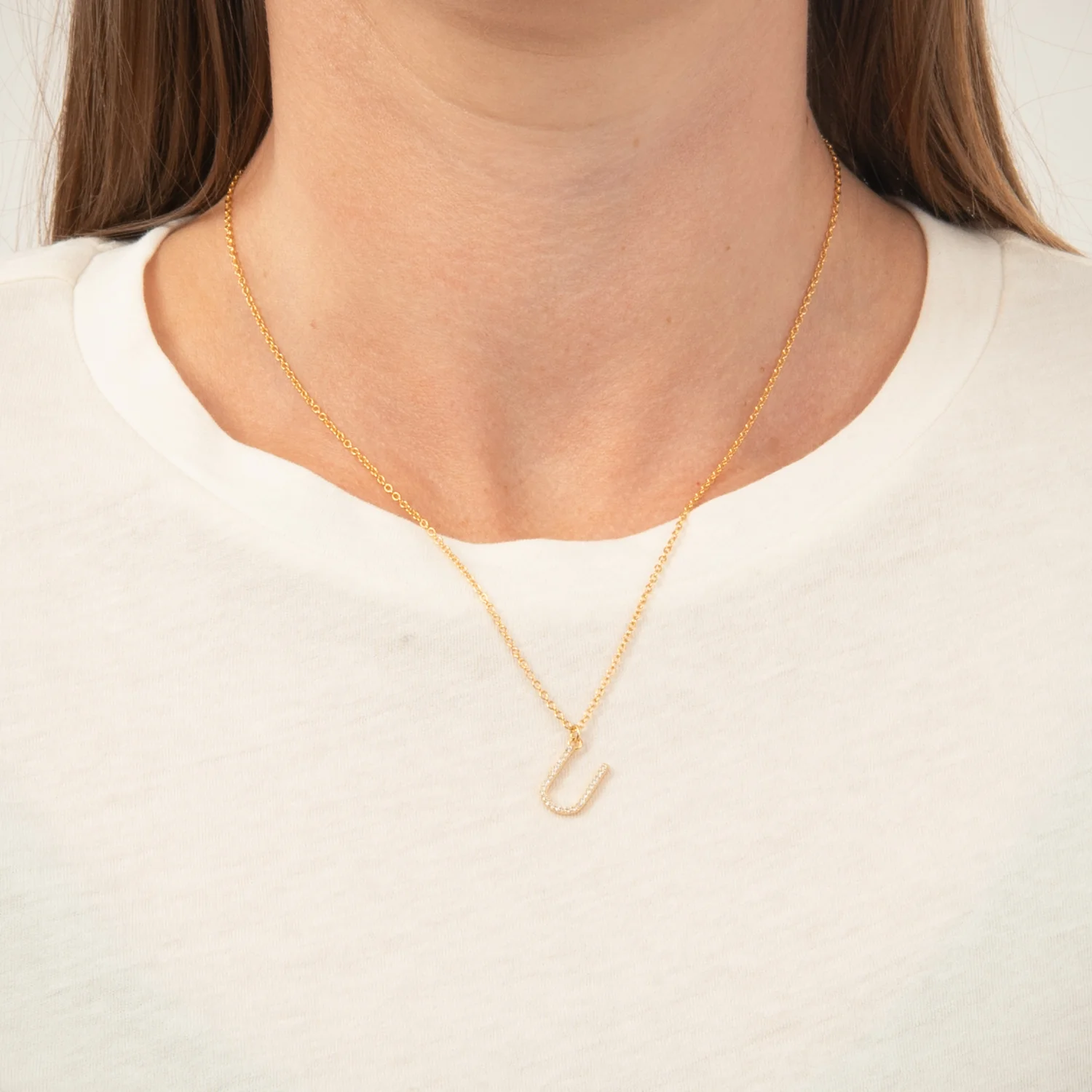 View Jewellery - Bogstavshalskæde, U - Forgyldt sølv - Image 2