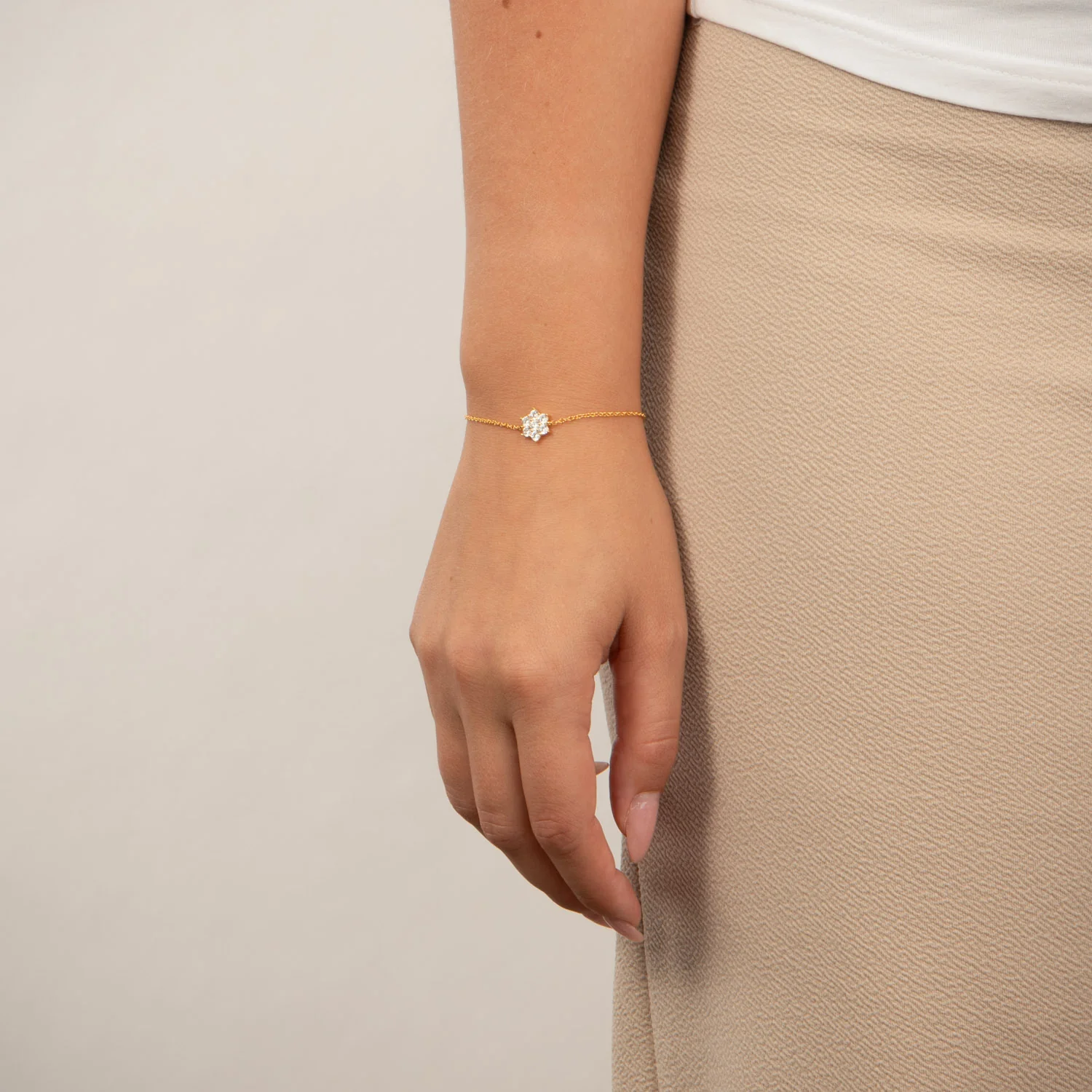 View Jewellery - Flower armbånd, 3mm - Forgyldt sølv - Image 2