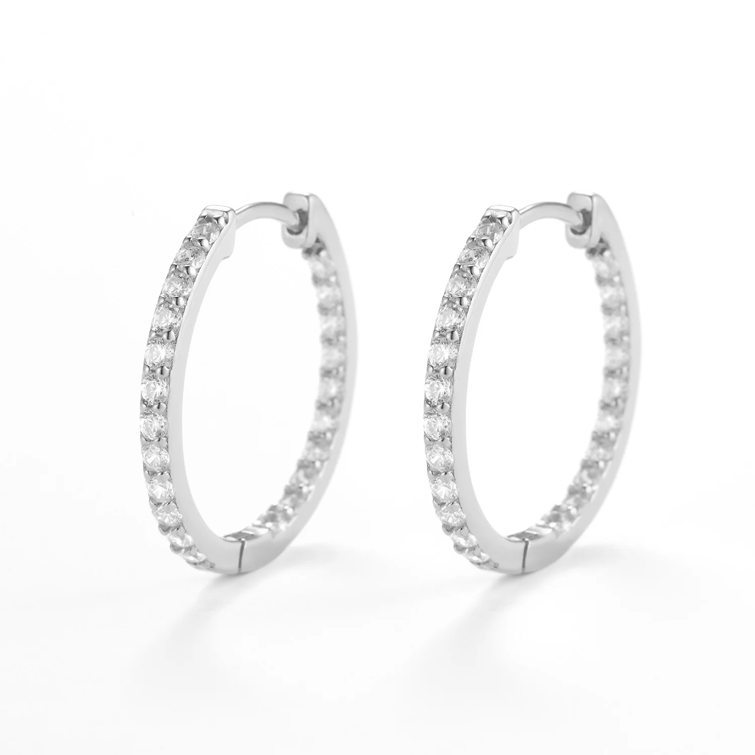 View Jewellery - Thalia Medio creoler m. zirkoner, 20 mm - Rhodineret sølv